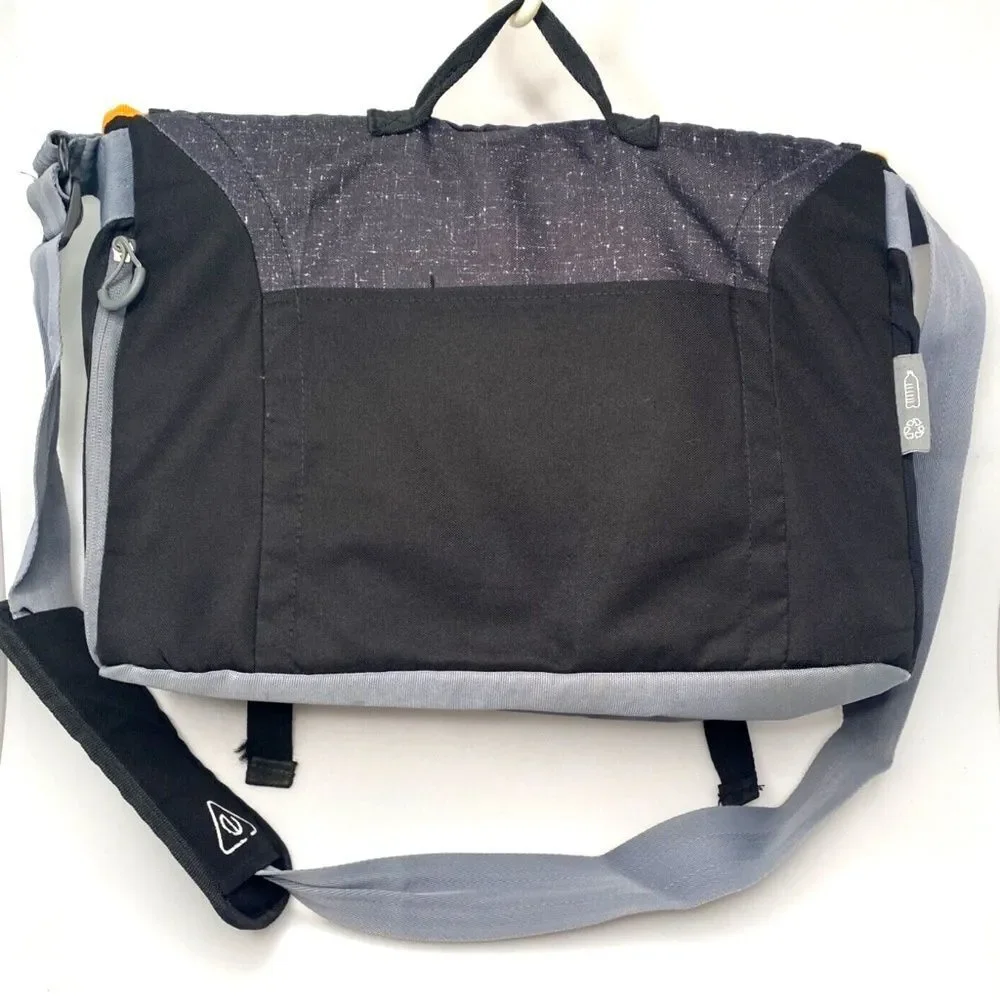 Embark Messenger Laptop 15.6